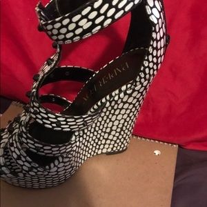 Open toed heels